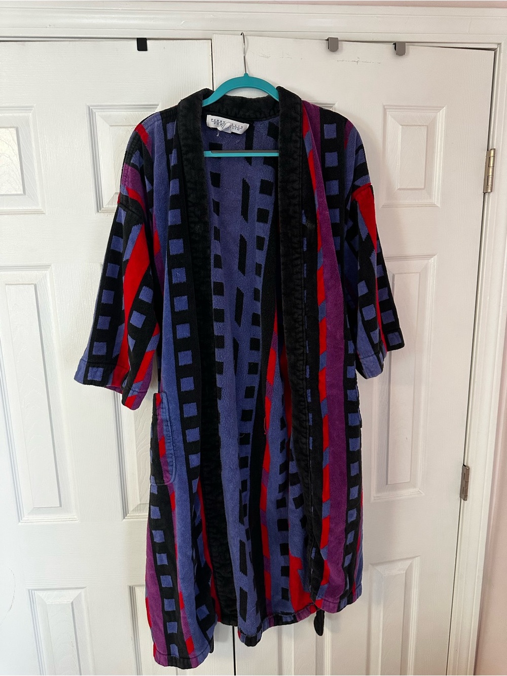 Perry Ellis Robe Vintage